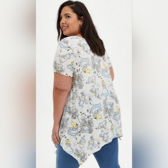 TORRID DISNEY Alice In Wonderland Handkerchief Hem Top! - Picture 5 of 11